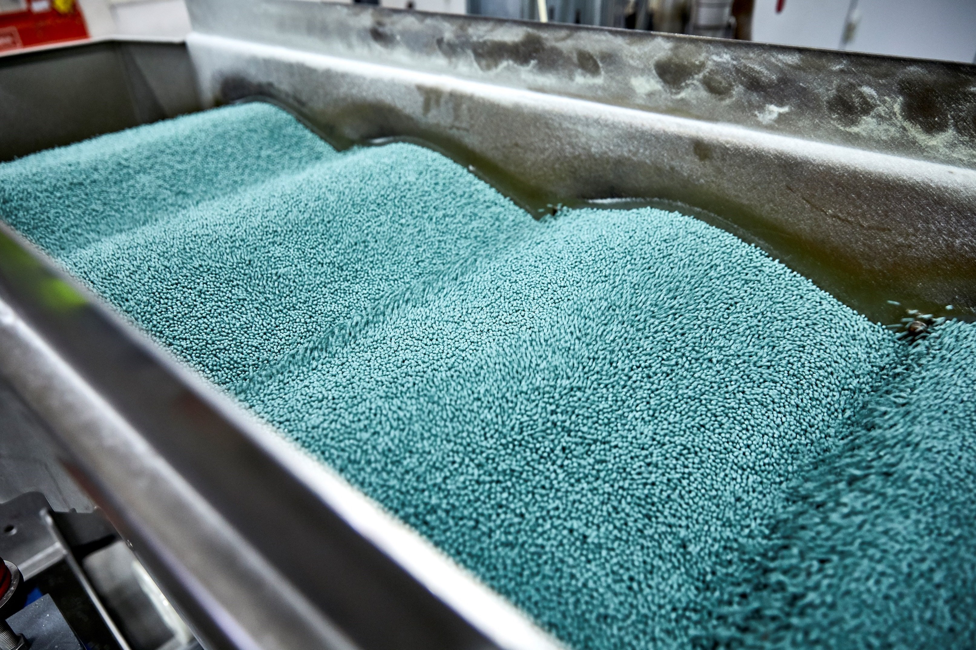 3 rPET Tray pellets