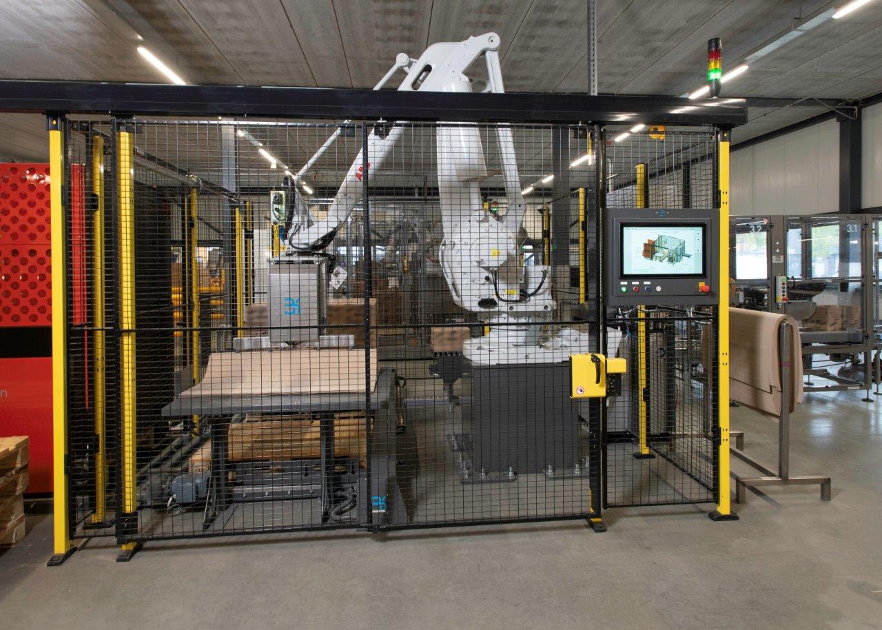 BKAutomation_schuifdeur_en_groot_scherm