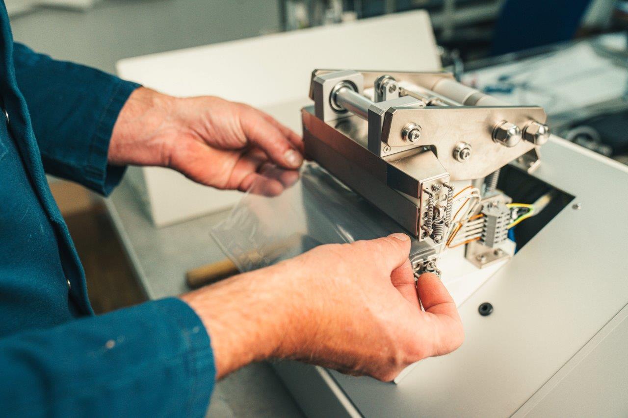 Brugger Feinmechanik-Nahttest