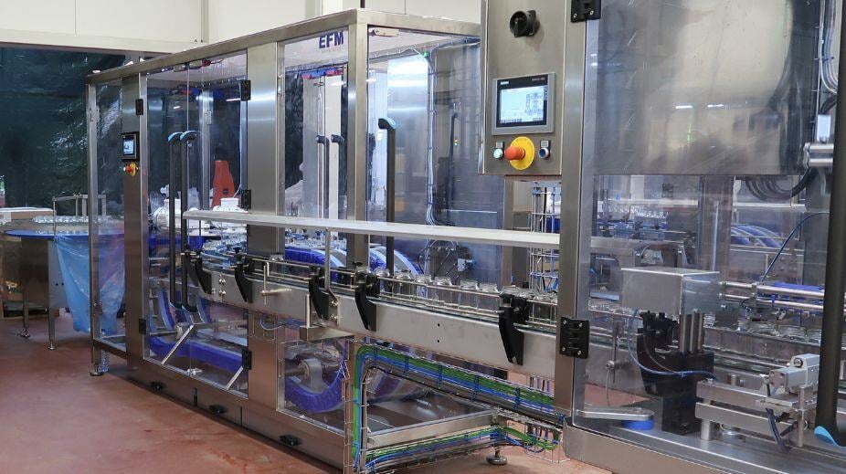 EFM presenteert vernieuwde Gripper Rinser RD-L verpakkingsmachine