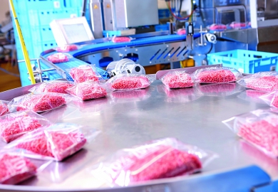  Retailer Feneberg bespaart 70% plastic met flowpack van Schur Flexibles