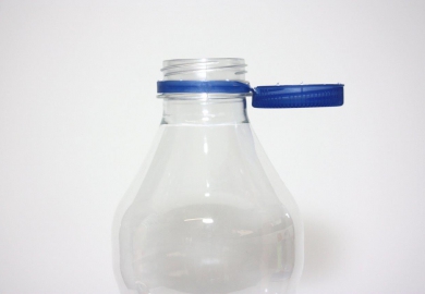 Tethered cap solution of corvaglia