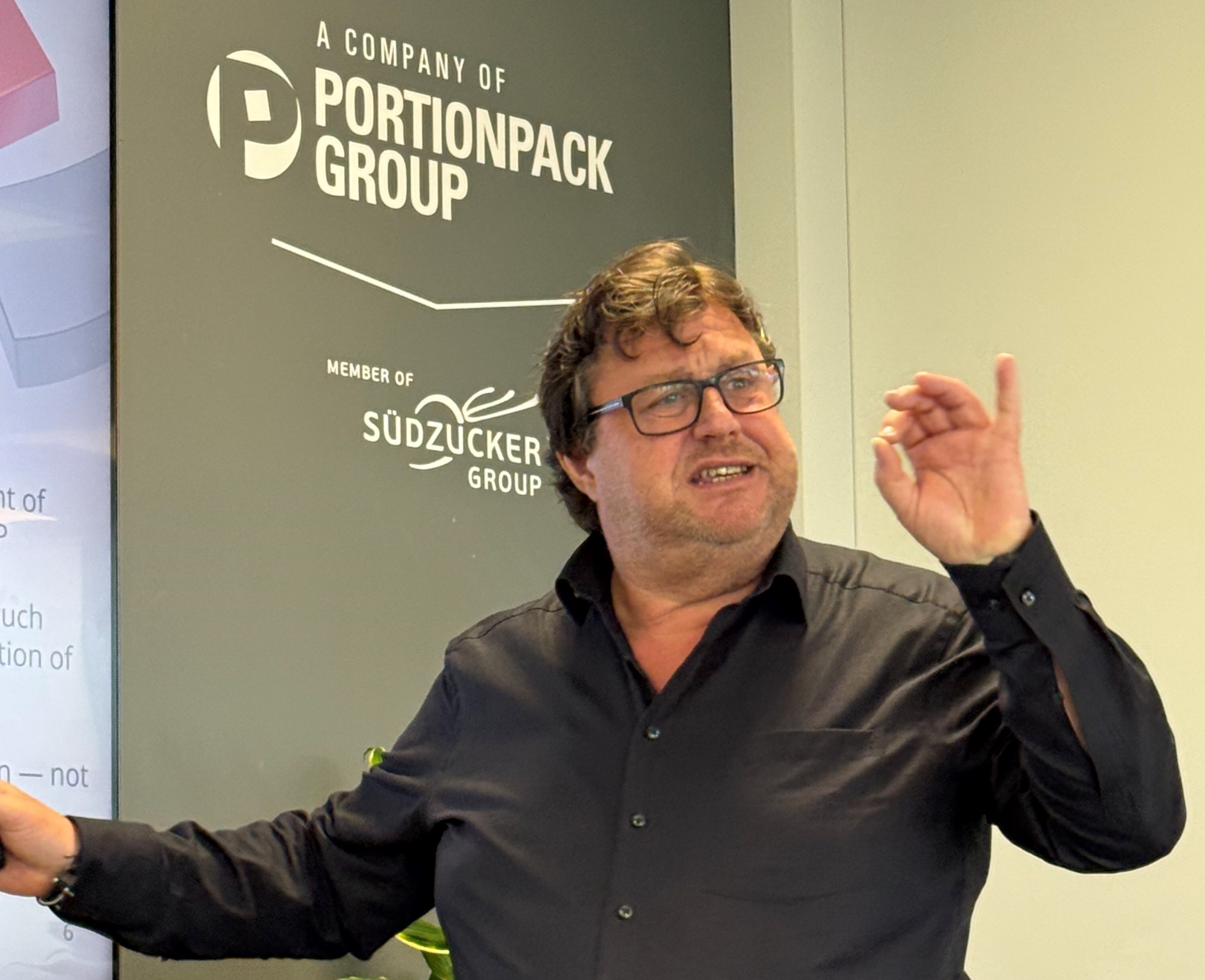 Olaf van Stempfoort, Portion Pack company