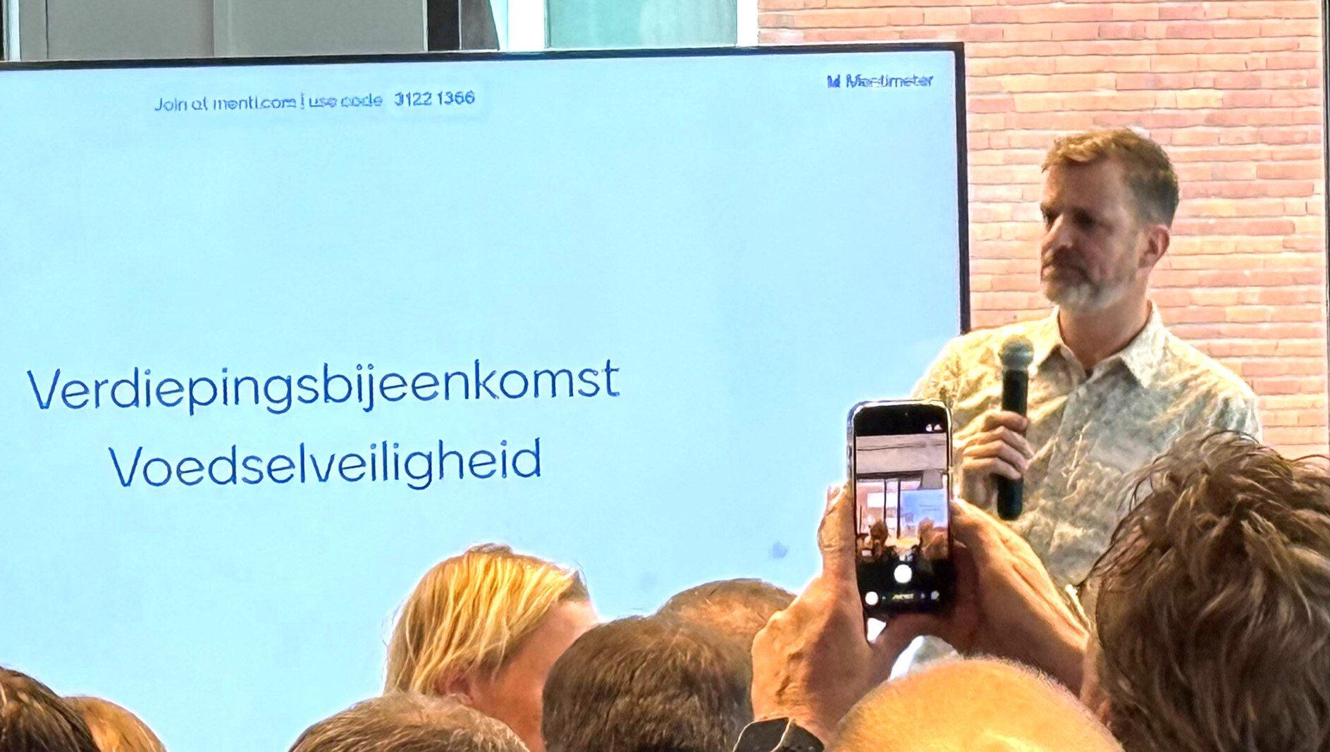 Verpact, Marcel Keuenhof