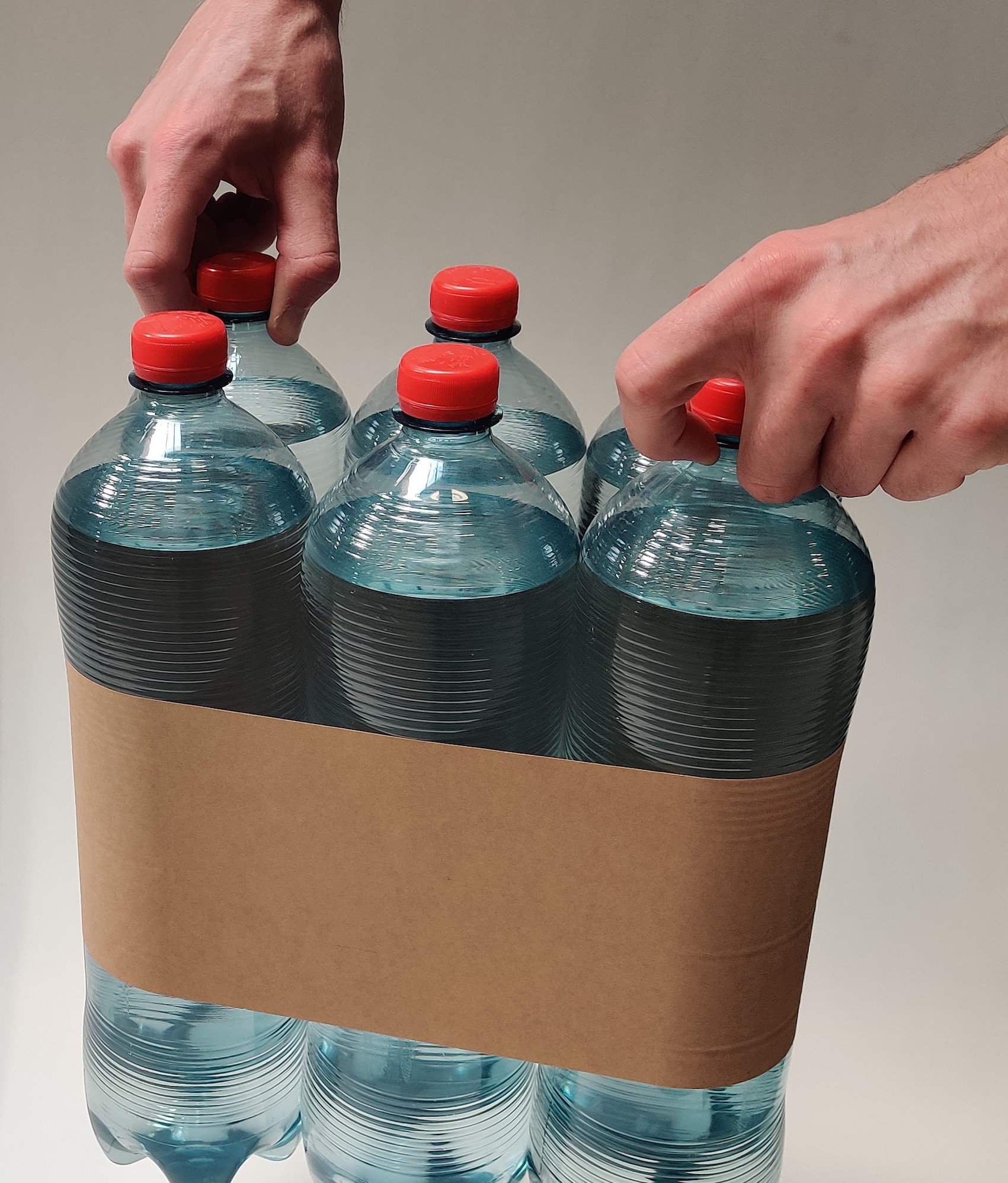 Kun plastic krimpfolie vervangen voor bij de flesverpakking?