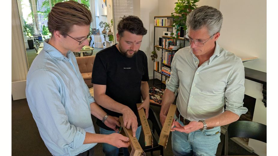 Alles in karton: AXA en Die Jongens zetten nieuwe standaard