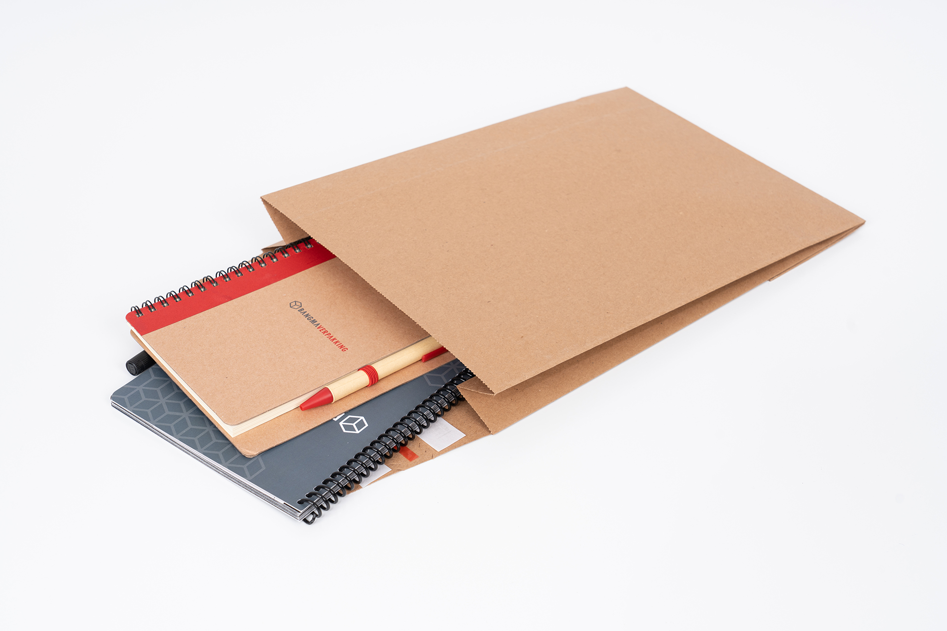 Bangma Verpakking: de papieren verzendverpakkingen zijn verkrijgbaar in kleine hoeveelheden.