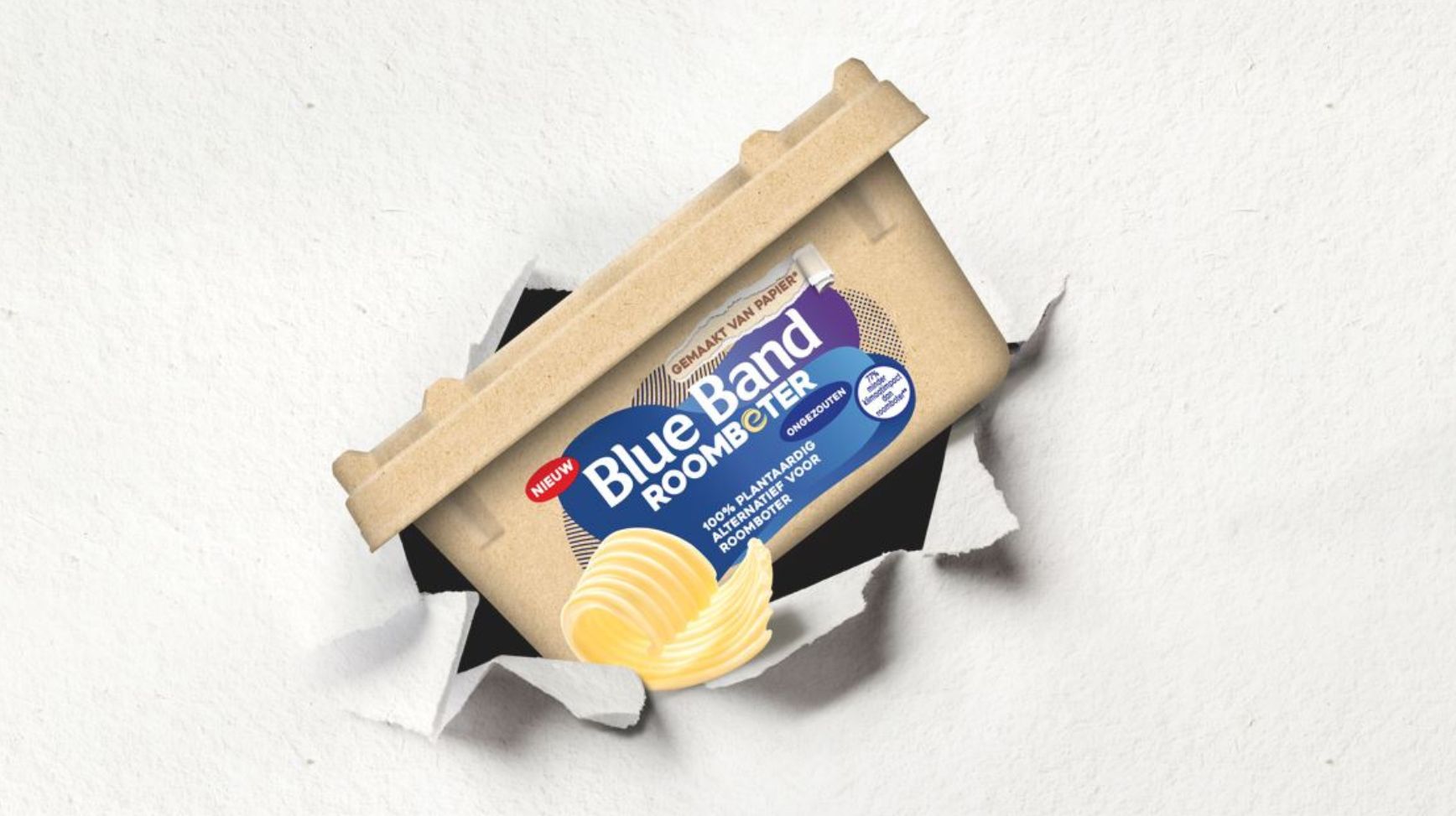 Blue Band in Nederland verpakt Roombeter in een papieren boterkuipje. 