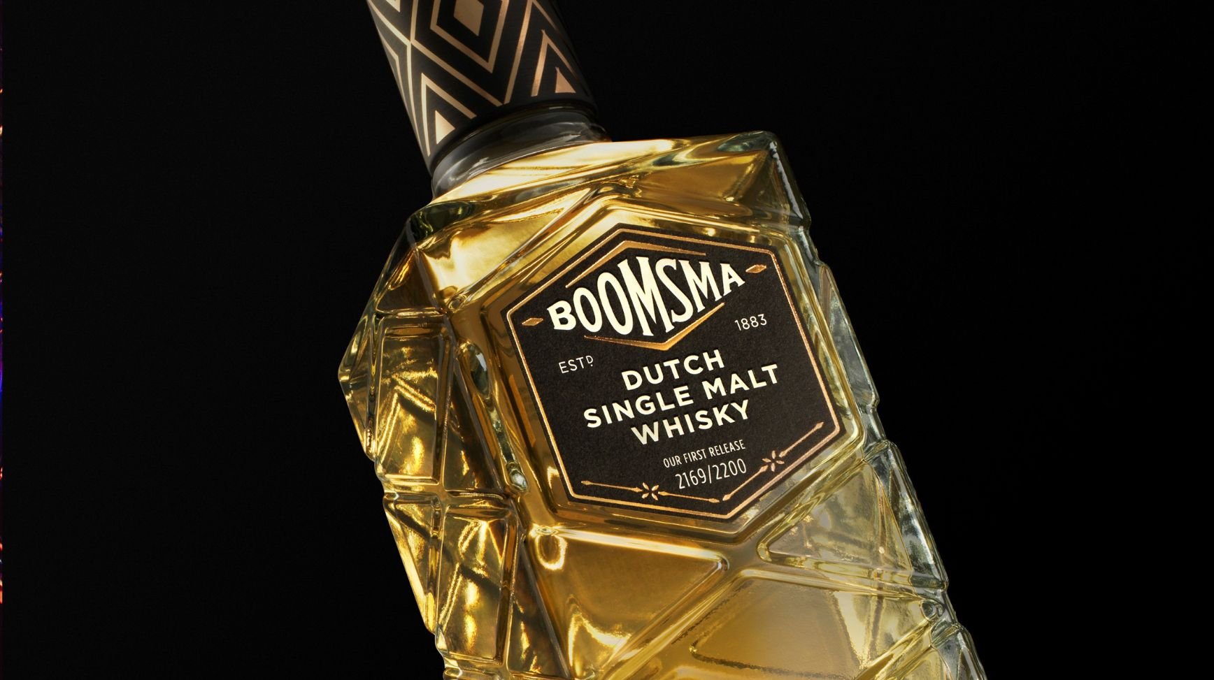 Eleven Branding creëerde de identiteit en het verpakkingsontwerp van de Boomsma whisky.