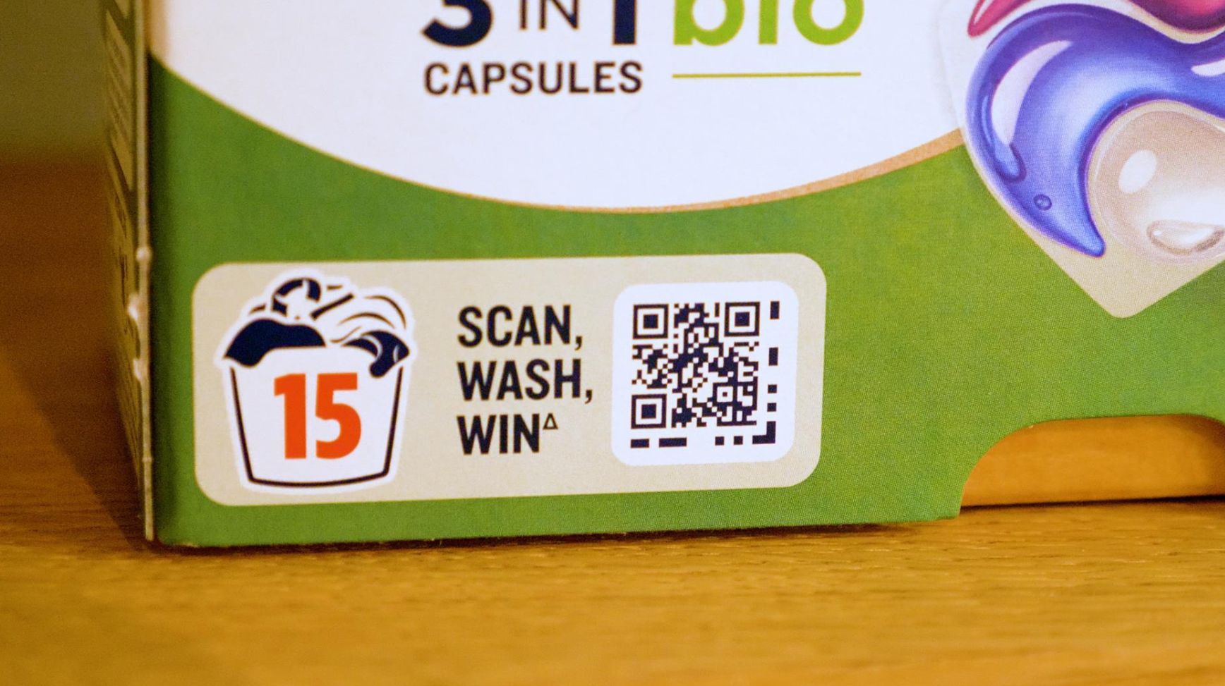 Unilever Persil verpakking met de Accessible QR code (AQR).