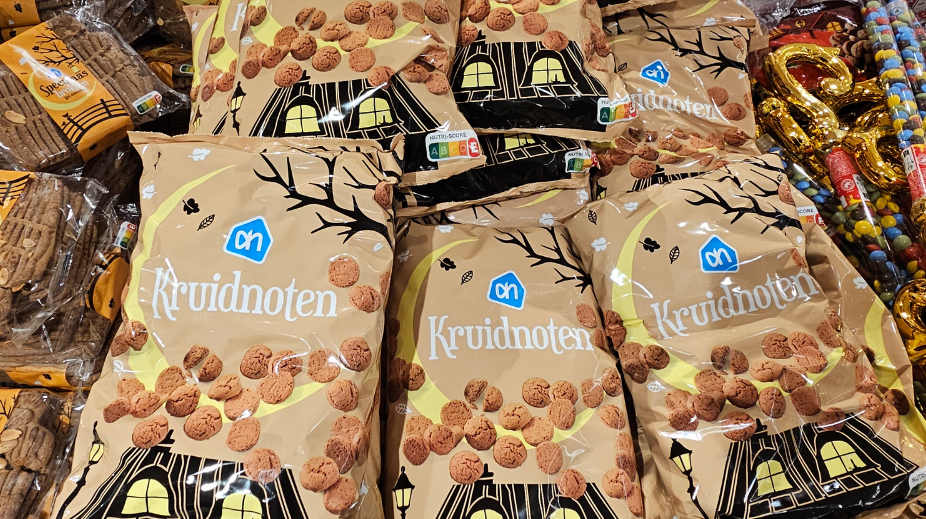 Verpakkingen van kruidnoten en pepernoten 